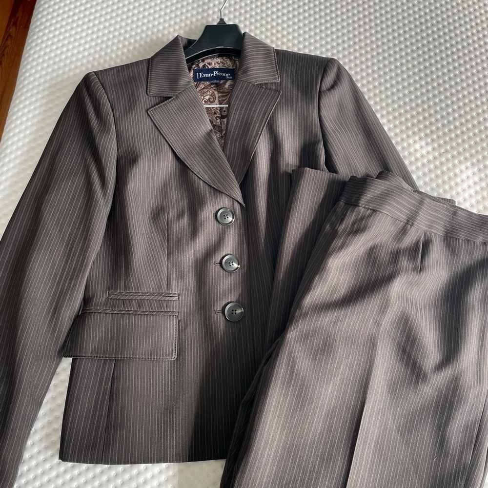 Pant Suit